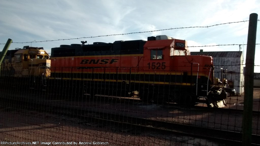 BNSF 2785 & 1525